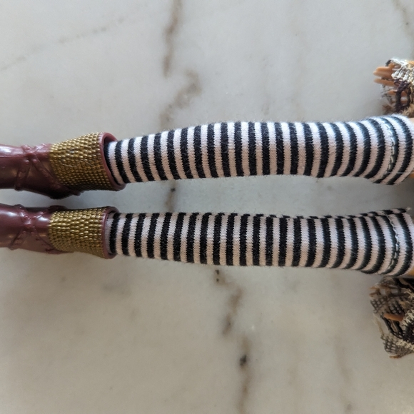 Bratz twisty style Yasmin - Picture 4 of 5